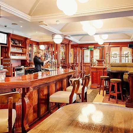 Oaks 4* Killarney