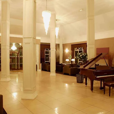 Oaks Hotel Killarney