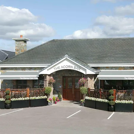 Oaks Hotel